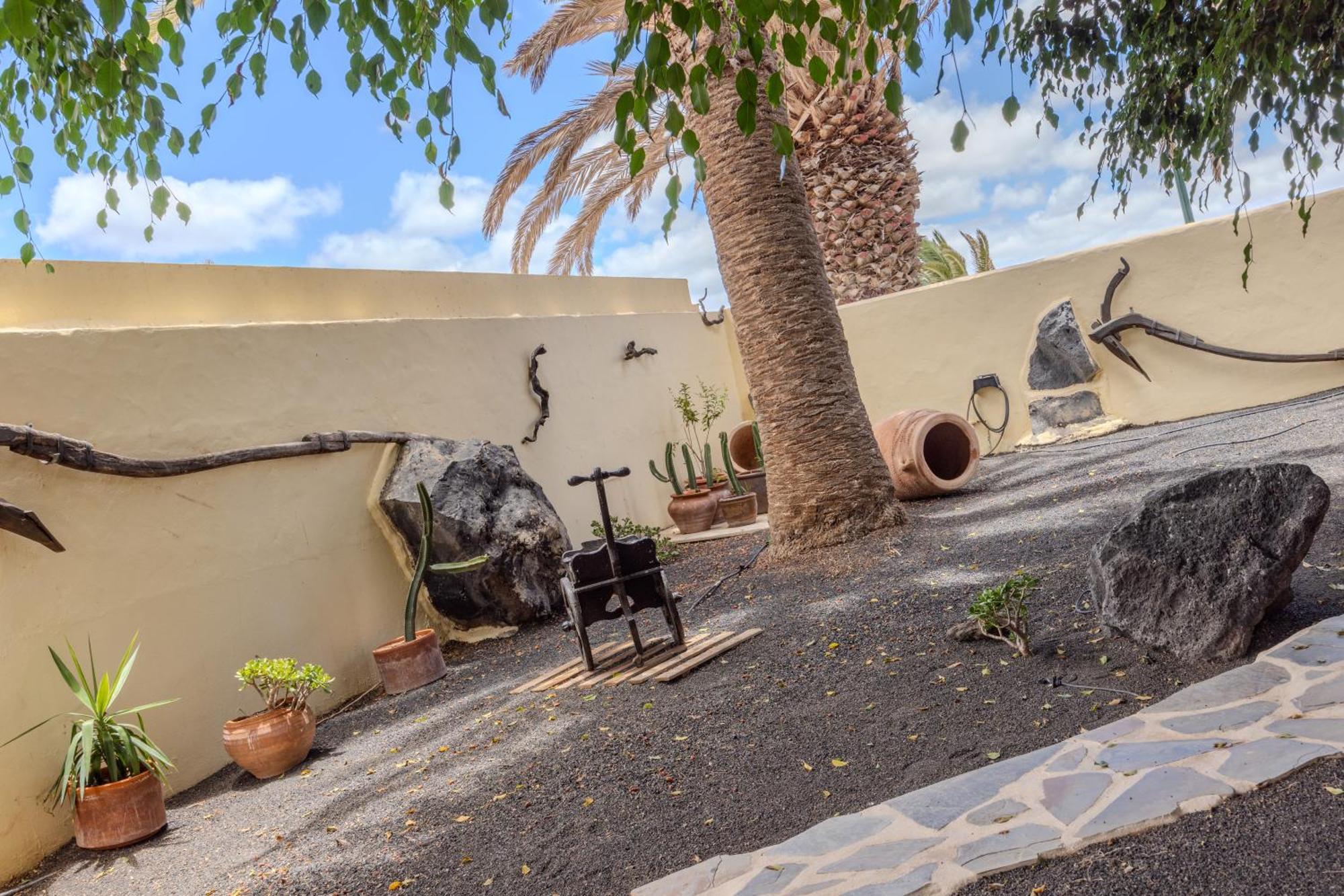 Luxury Canarian Villa With Large Pool In Costa Teguise Ngoại thất bức ảnh